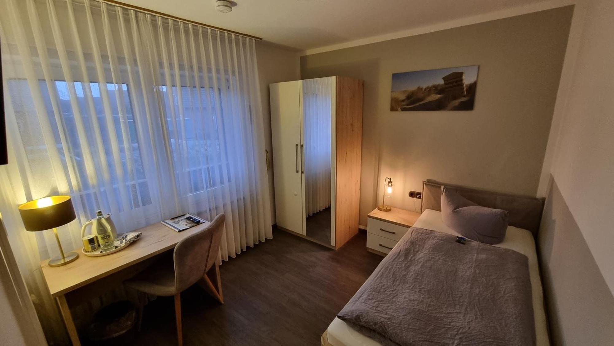 Hotel Pension Loose Borkum Bagian luar foto