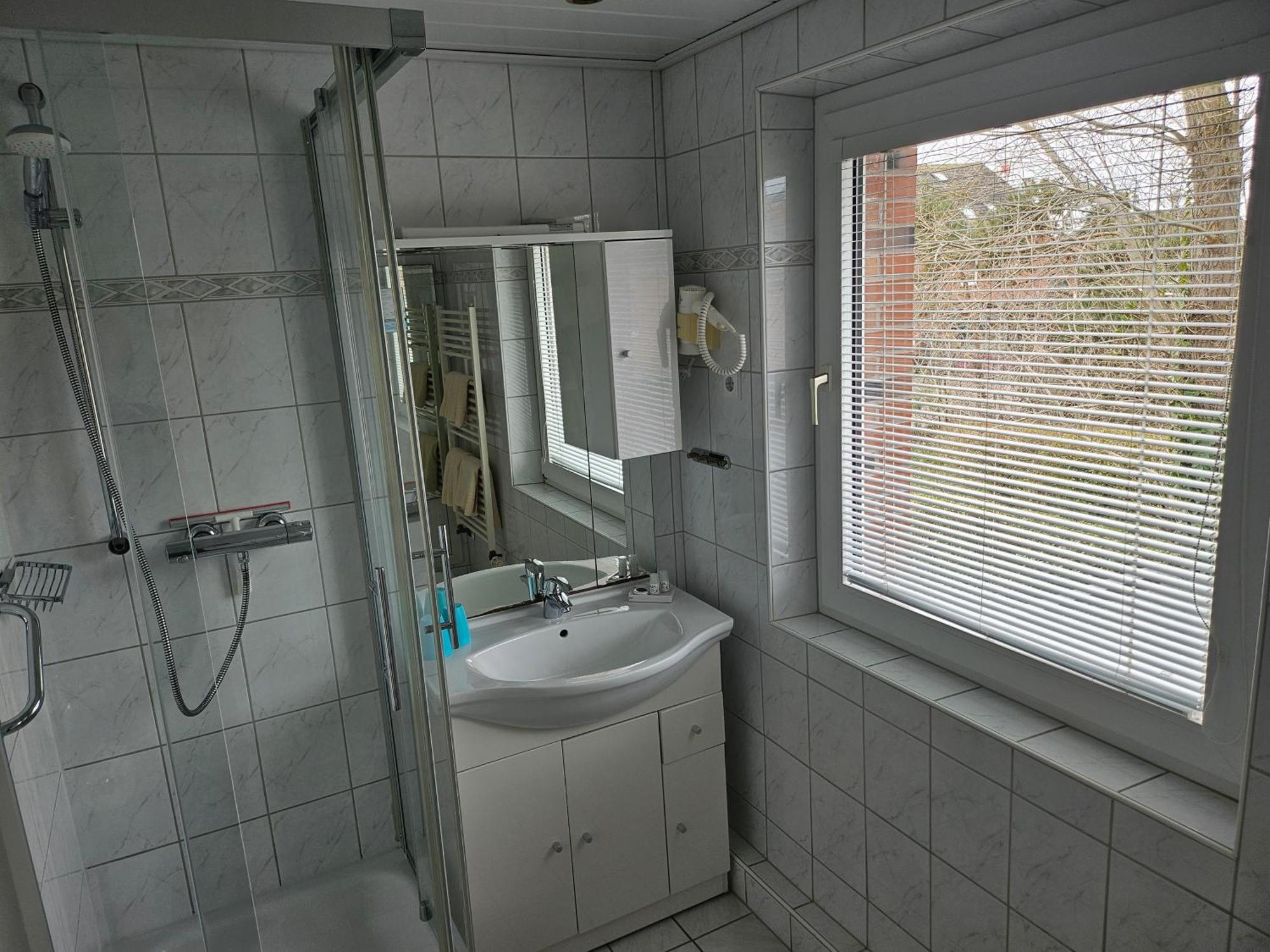 Hotel Pension Loose Borkum Bagian luar foto
