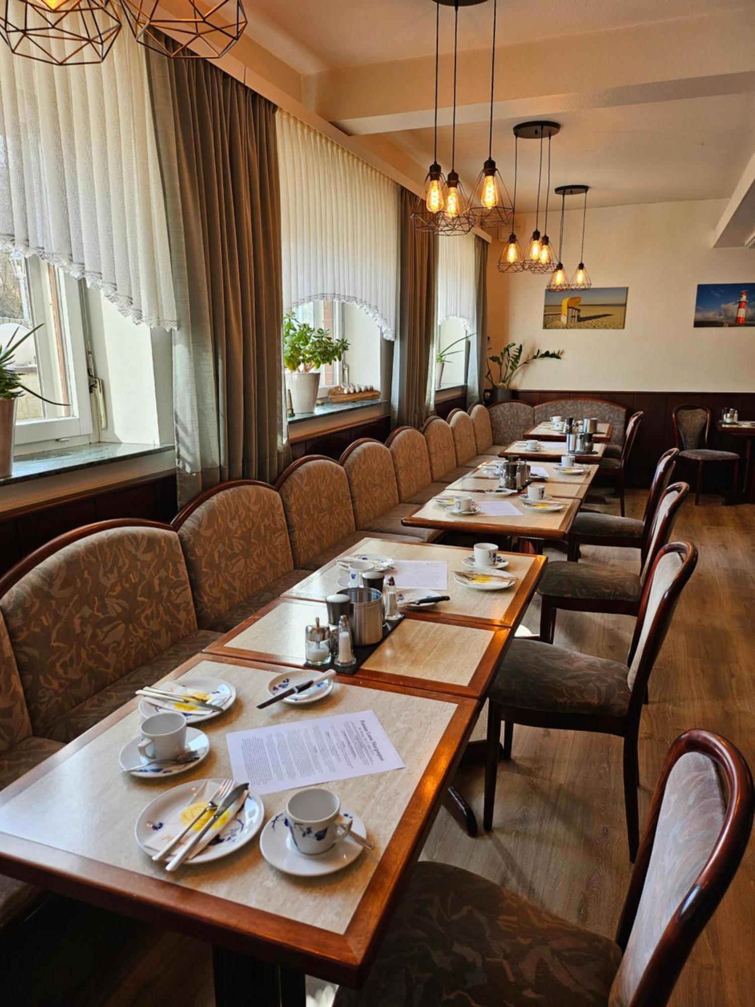Hotel Pension Loose Borkum Bagian luar foto