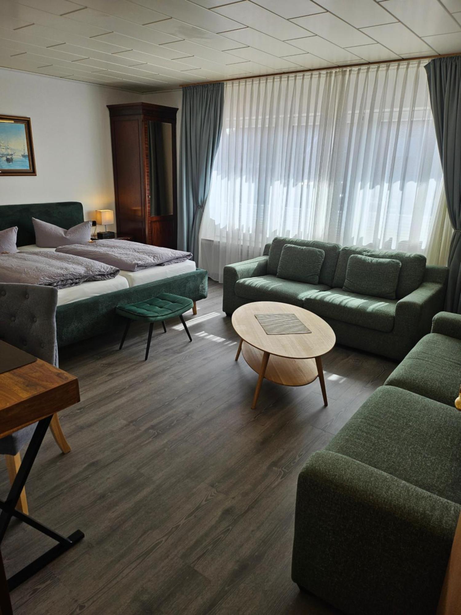 Hotel Pension Loose Borkum Bagian luar foto