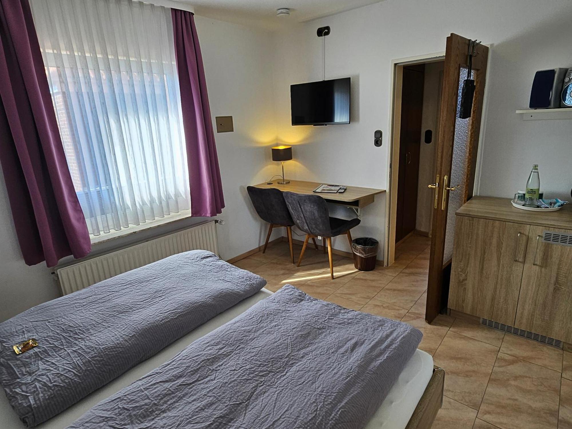 Hotel Pension Loose Borkum Bagian luar foto