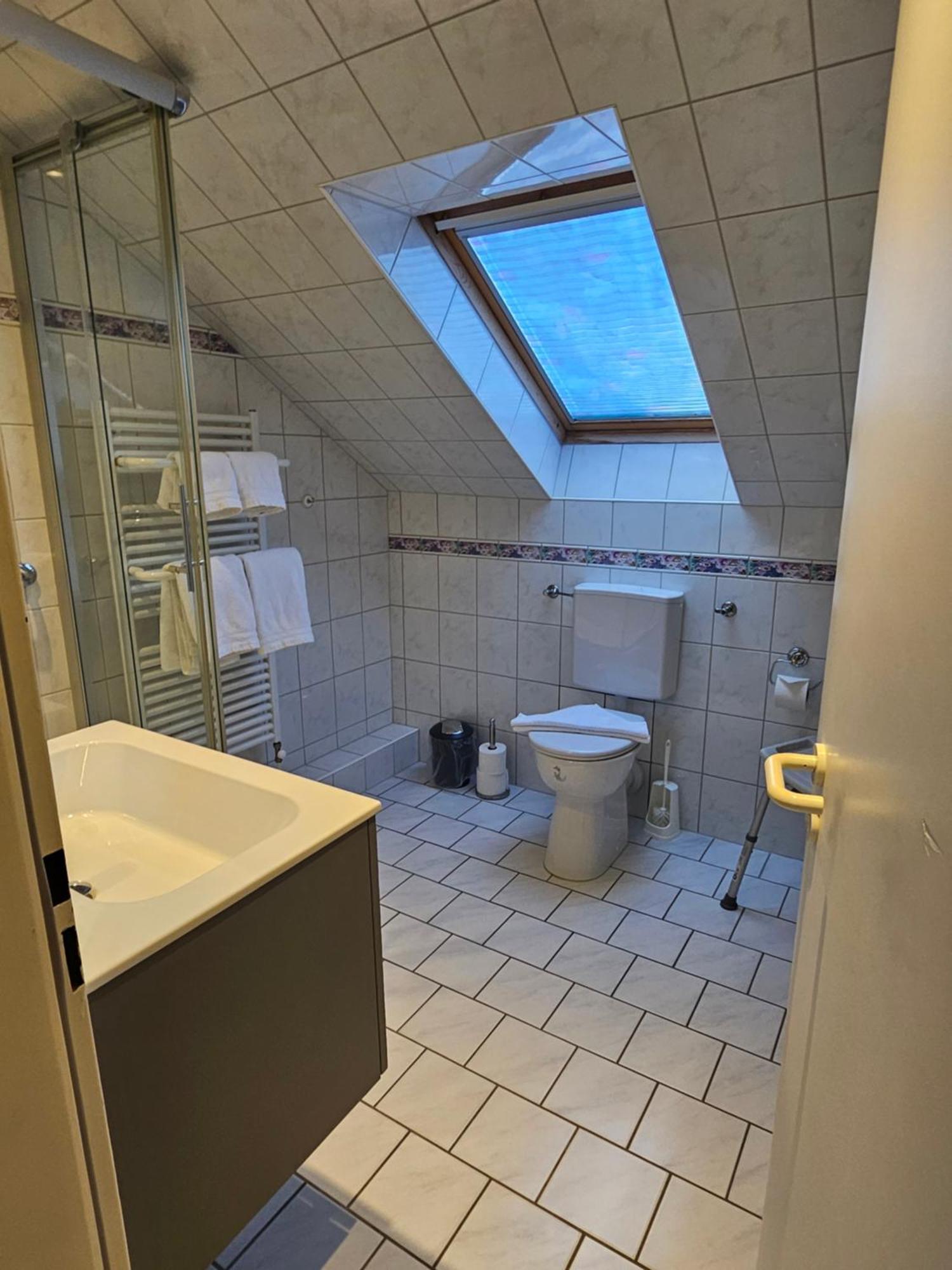 Hotel Pension Loose Borkum Bagian luar foto