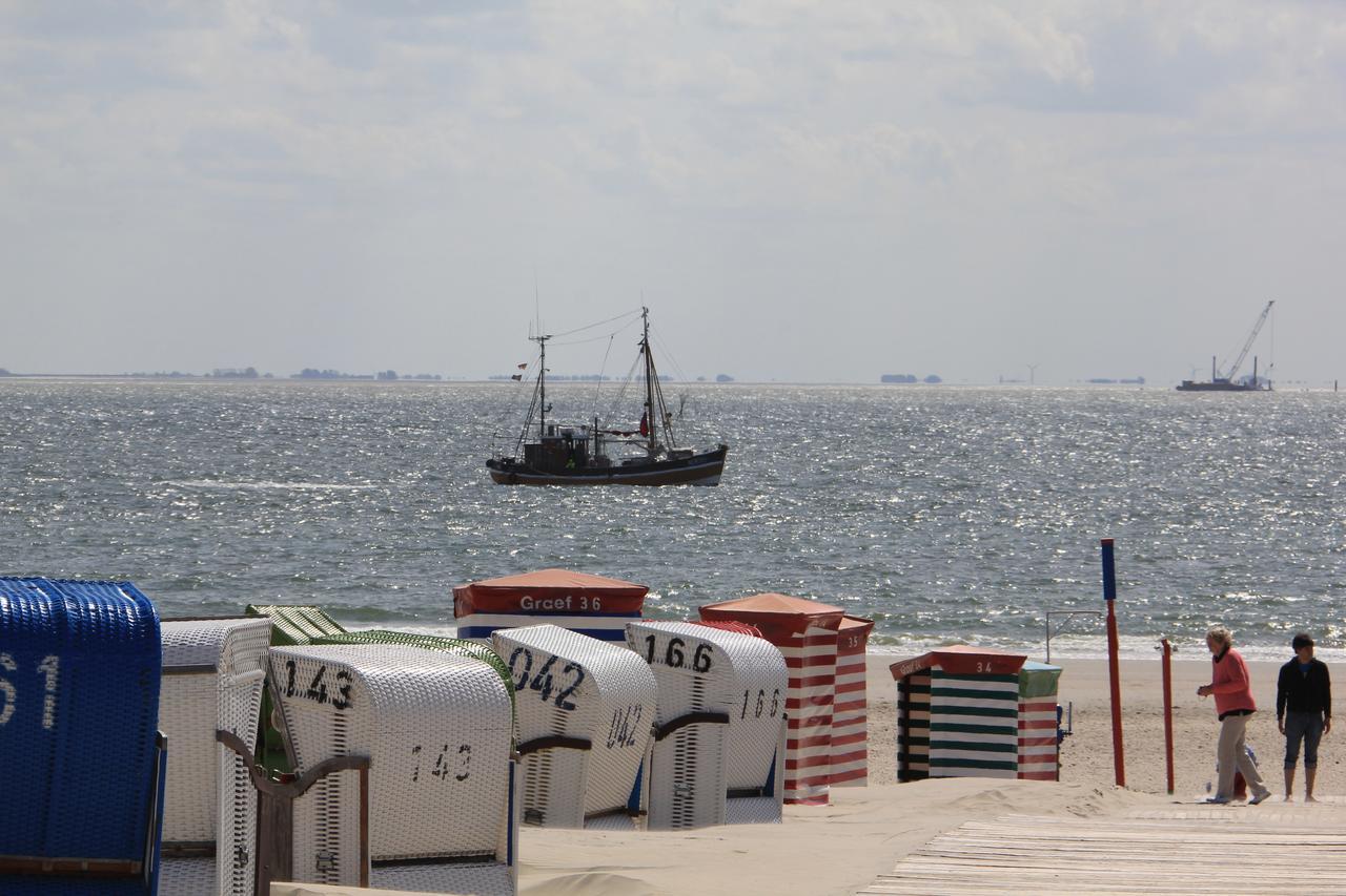 Hotel Pension Loose Borkum Bagian luar foto