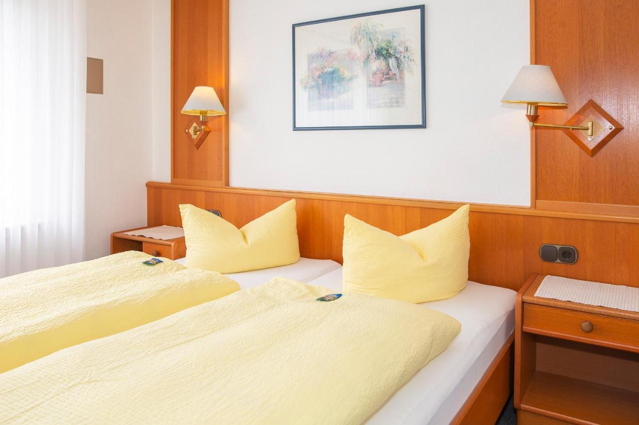 Hotel Pension Loose Borkum Bagian luar foto